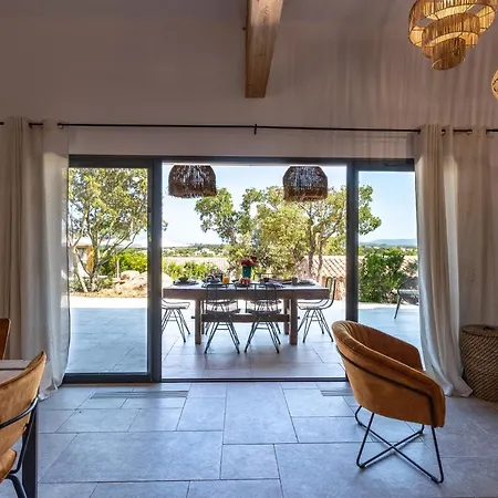 Bergerie De Luxe Vue Mer Avec Piscine Chauffee, Spa Et Terrain De Petanque Villa *